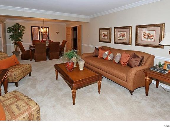 2nd image of 10007 Courtwick Cir