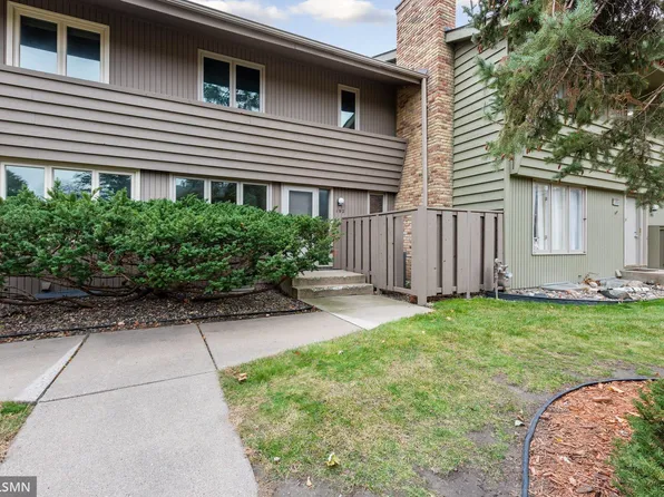 192 Windsor Ln, New Brighton, MN 55112