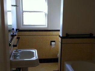 3627 Redwood Rd, Oakland, CA 94619