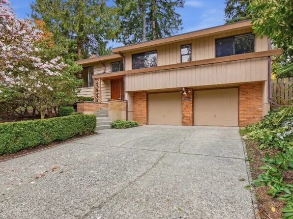 16020 Lake Hills Blvd, Bellevue, WA 98008