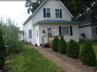 1740 Laurel St, Hamilton, IL 62341