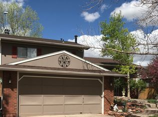 1066 Arapaho Dr, Laramie, WY 82072