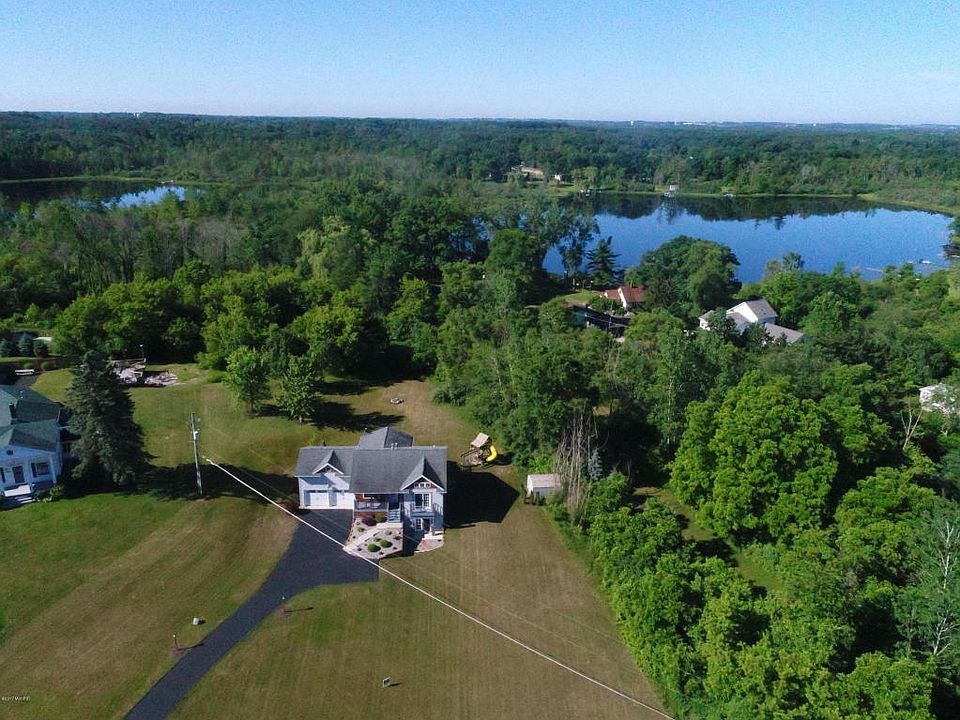 1st image of 182 Indian Bluffs Dr NE
