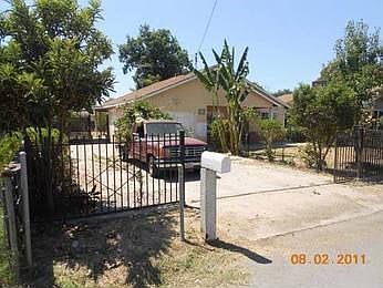 1st image of 547 S Adelbert Ave