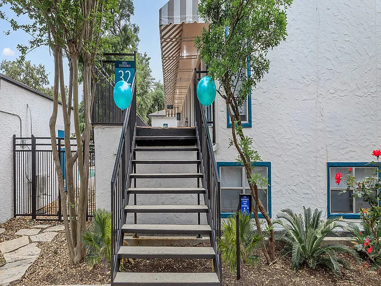 Ayla at Castle Hills — Photo 9