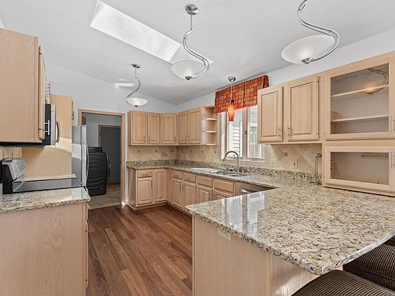 5th image of 1500 Viola Rd NE