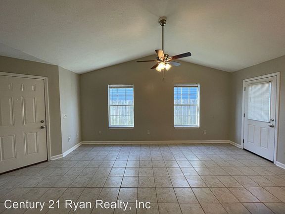 3rd image of 7108 N Lagoon Dr