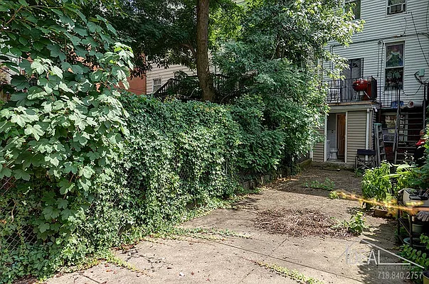 Rented by Ideal Properties Group | media 18