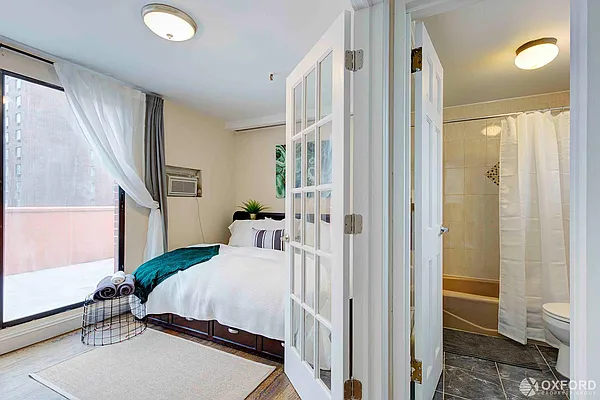 Rented by Oxford Property Group | media 33