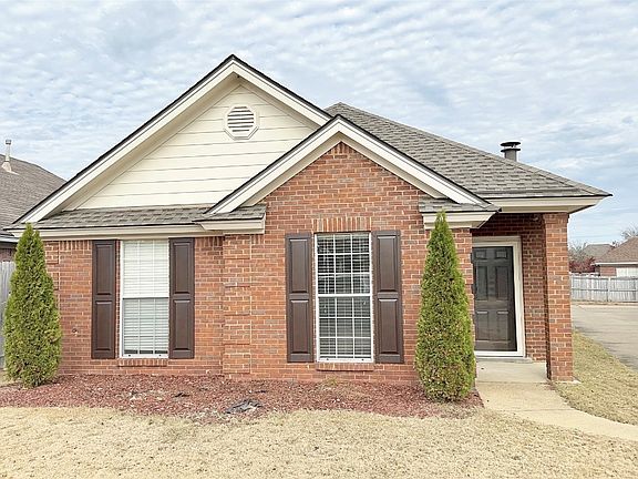 4th image of 8621 Hallwood Dr
