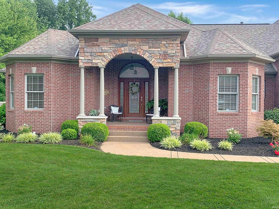 1st image of 1455 Woodfield Dr