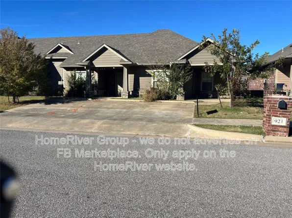 921 SW 92nd St, Oklahoma City, OK 73139