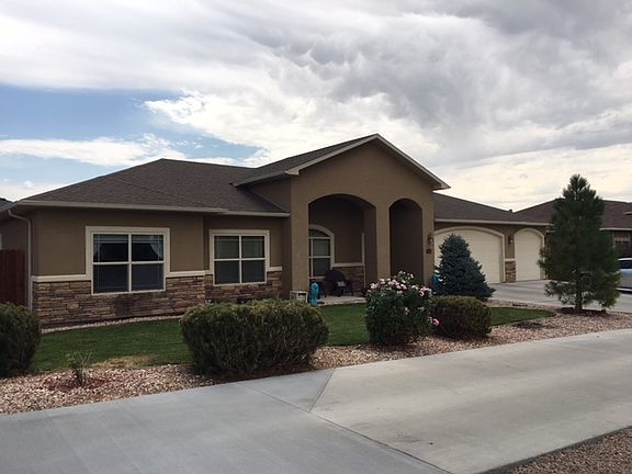 Stucco and Stone exterior
