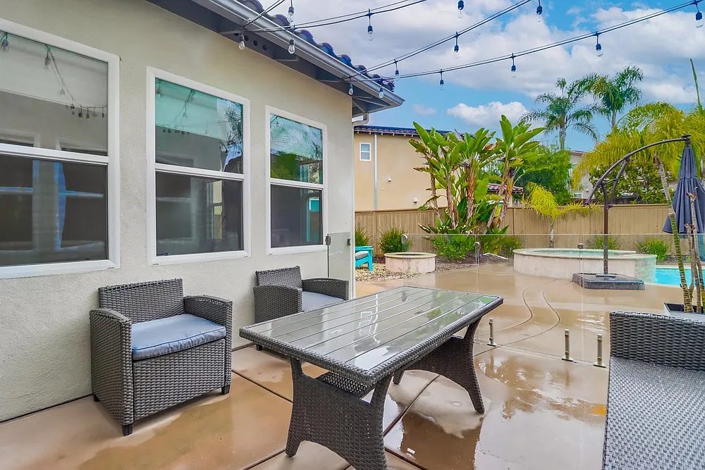 5 bed, 3058 sqft, $8,500 — Photo 2