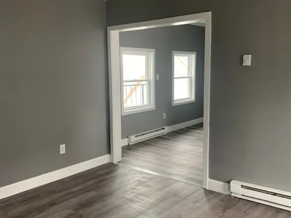 104 Pine St #6, Nashua, NH 03060