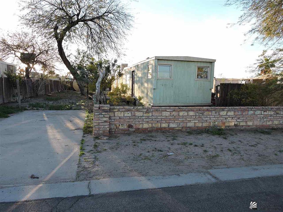 2nd image of 10556 S Emerald Ave