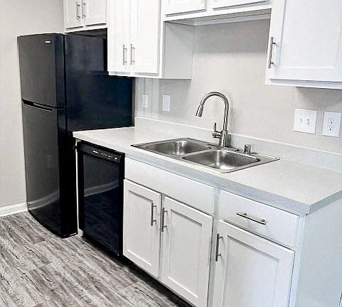 5th image of 193 Tanyard Park Pl #137