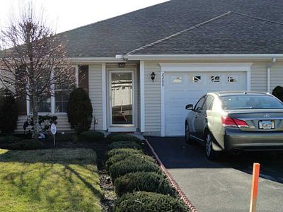 2208 Village Green Cir #2208, Coventry, RI, 02816