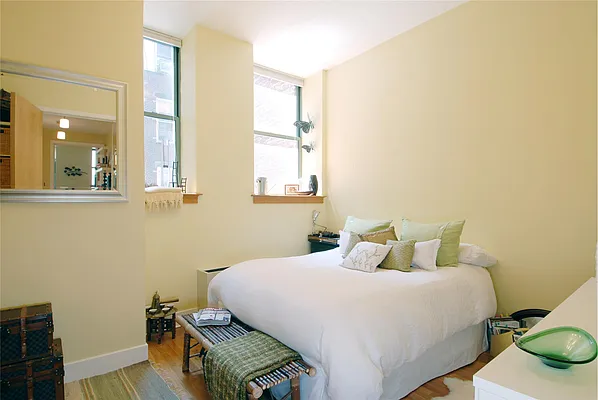 Rented by Douglas Elliman | media 9