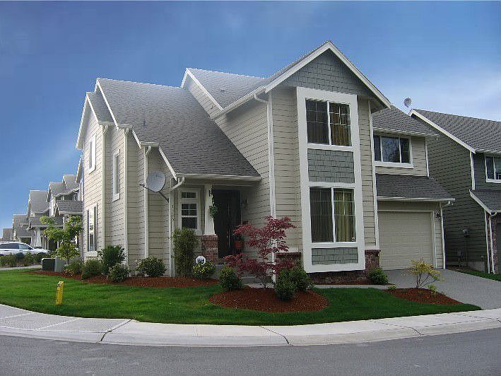 1st image of 1303 231st Ave SE
