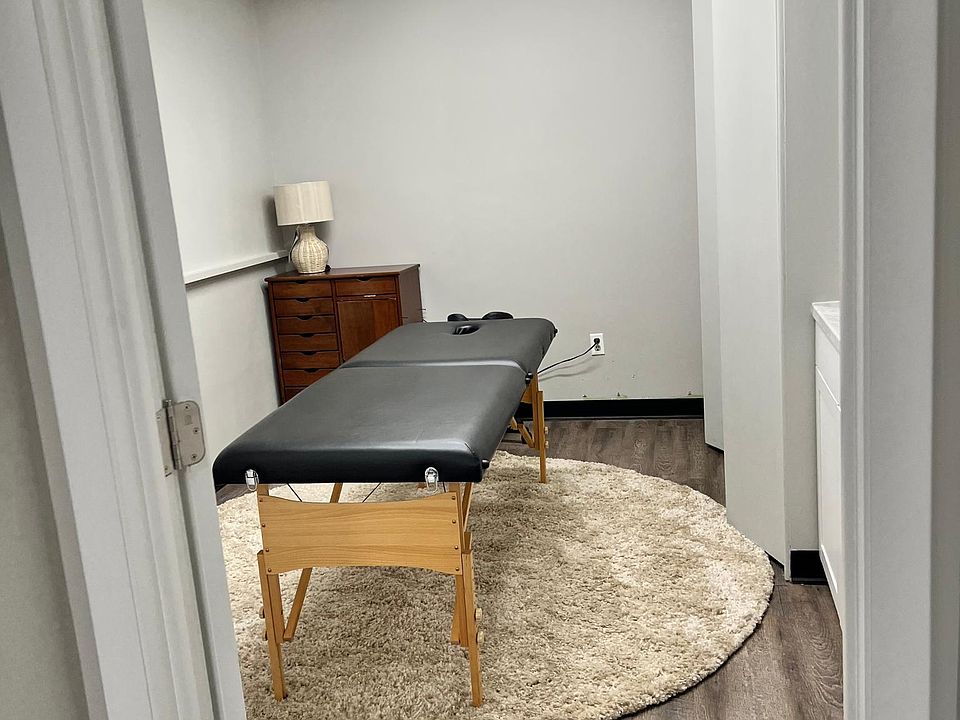 1st image of 24300 Chagrin Blvd Suite 103