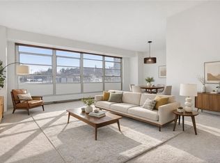 333 W Meyer Blvd APT 214, Kansas City, MO 64113