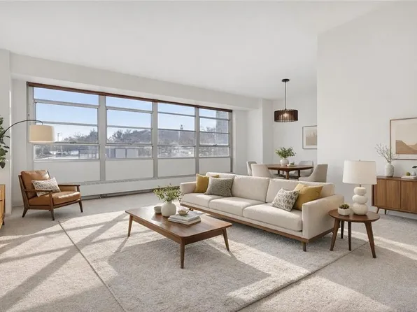 333 W Meyer Blvd APT 214, Kansas City, MO 64113