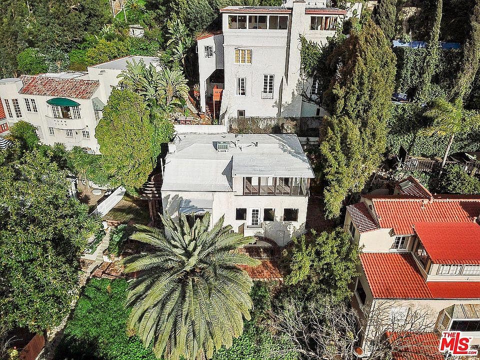 1st image of 2040 N Las Palmas Ave #A