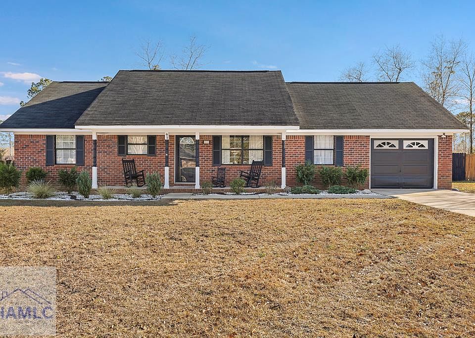 1st image of 95 Stephanie Dr