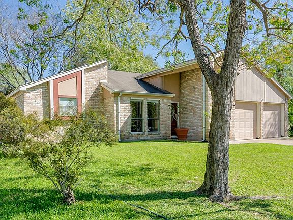 3rd image of 12118 Osage Park Dr