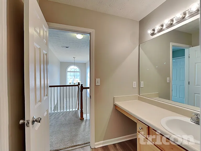 180 Prince Edward Way — Photo 17
