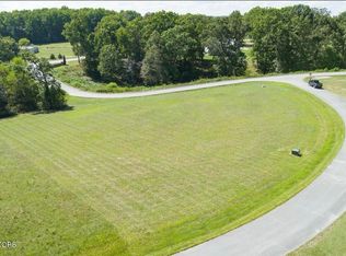 90 Whitson Ln, Crossville, TN 38572