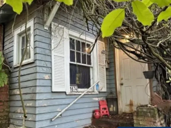 1674 Liberty St NE, Salem, OR 97301