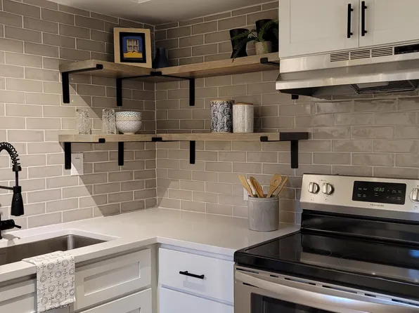 220 Elizabeth St APT A17, Chapel Hill, NC 27514