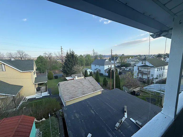 1210-1212 N Rebecca Ave #3 — Photo 3