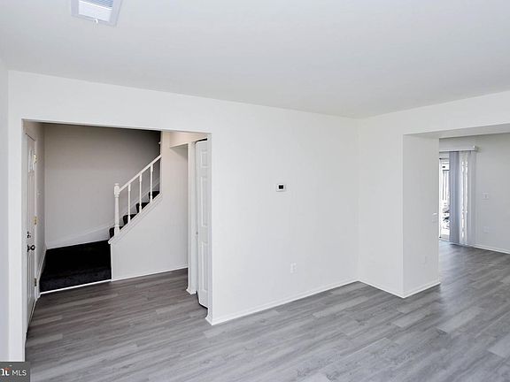 5th image of 1736 Brightwell Ct