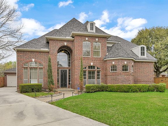 3rd image of 9706 Chipstead Ct