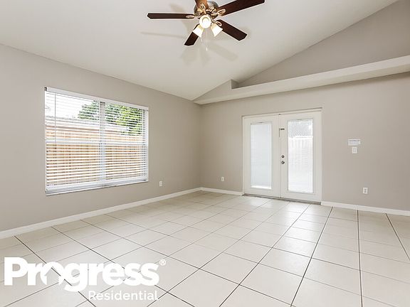 5th image of 1319 Daniels Cove Dr