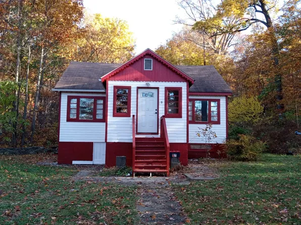 9 Emerald Trl, Monroe, NY 10950