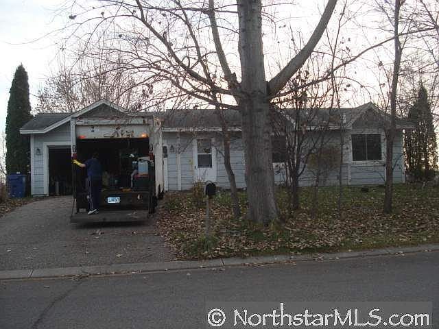 Home for Sale in Shakopee, MN $145,900