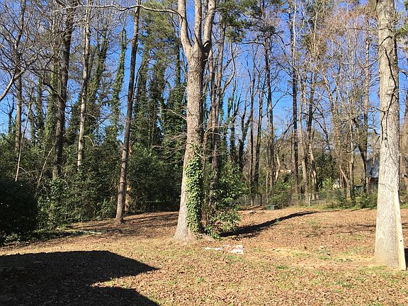 3rd image of 7107 Marden Ct
