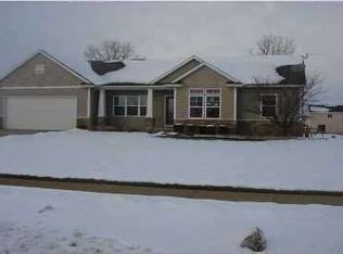 1817 Cooke Farms, Dorr, MI 49323