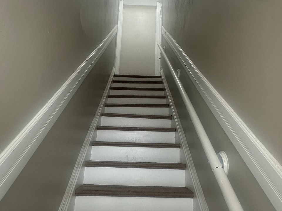 1st image of 3141 Oregon Ave #2F