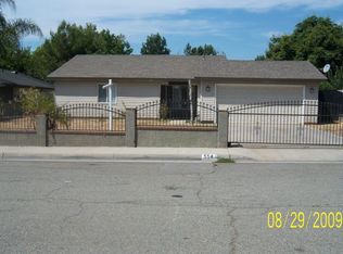 554 N Lamarr St, Rialto, CA 92376
