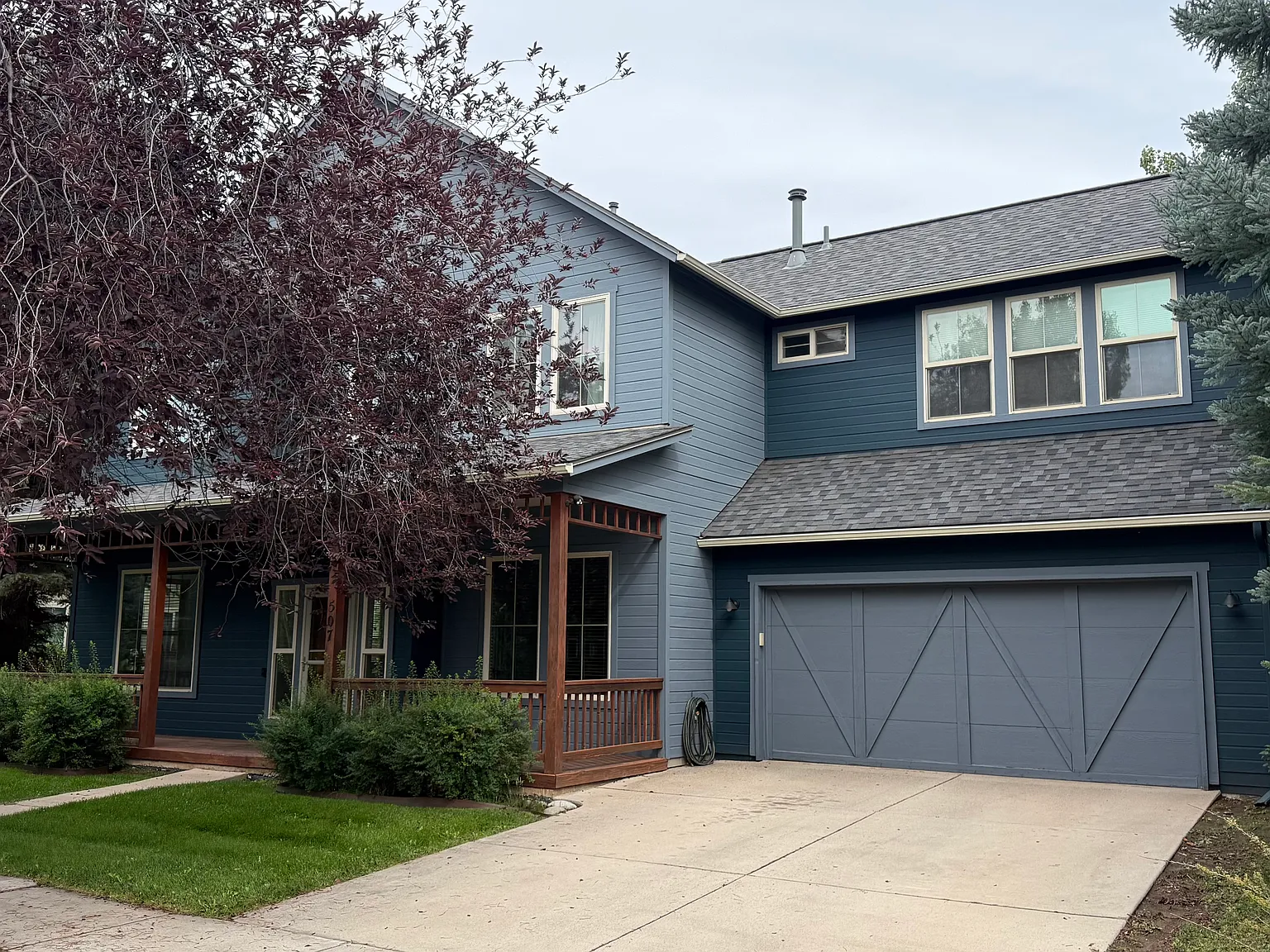 507 Lake Ct — Photo 3
