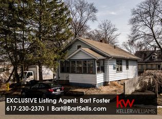 28 Hillcrest Ave, Dedham, MA 02026