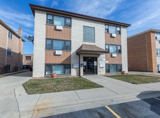 5019 River Rd APT 1E, Schiller Park, IL 60176