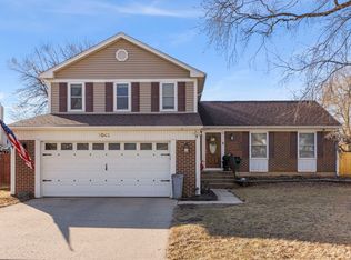 1042 Churchill Dr, Bolingbrook, IL 60440