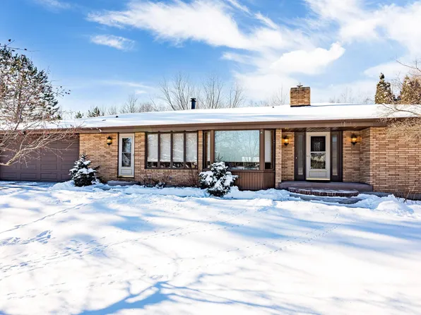 3745 Linda Rd, Hermantown, MN 55811