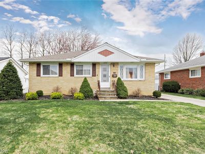 1272 Bonnie Ln, Mayfield Heights, OH, 44124